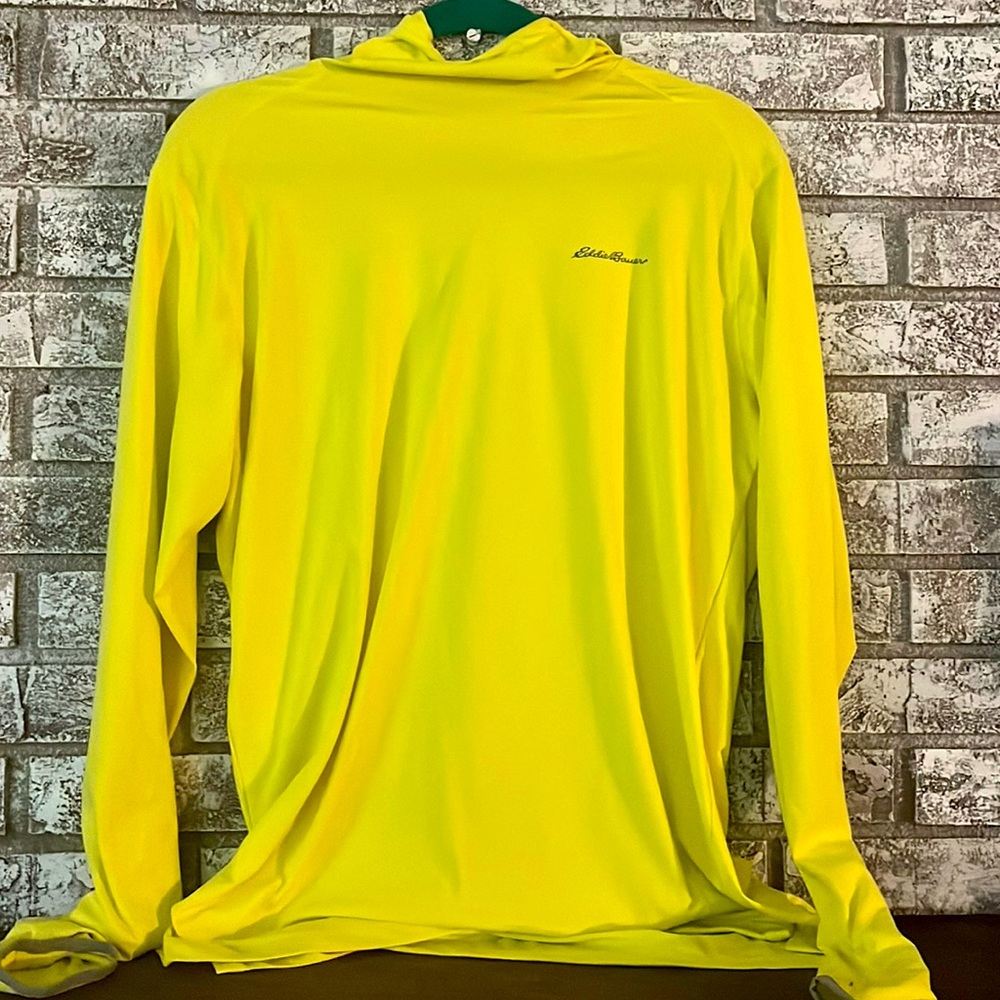 Eddie Bauer Men’s Athletic Top